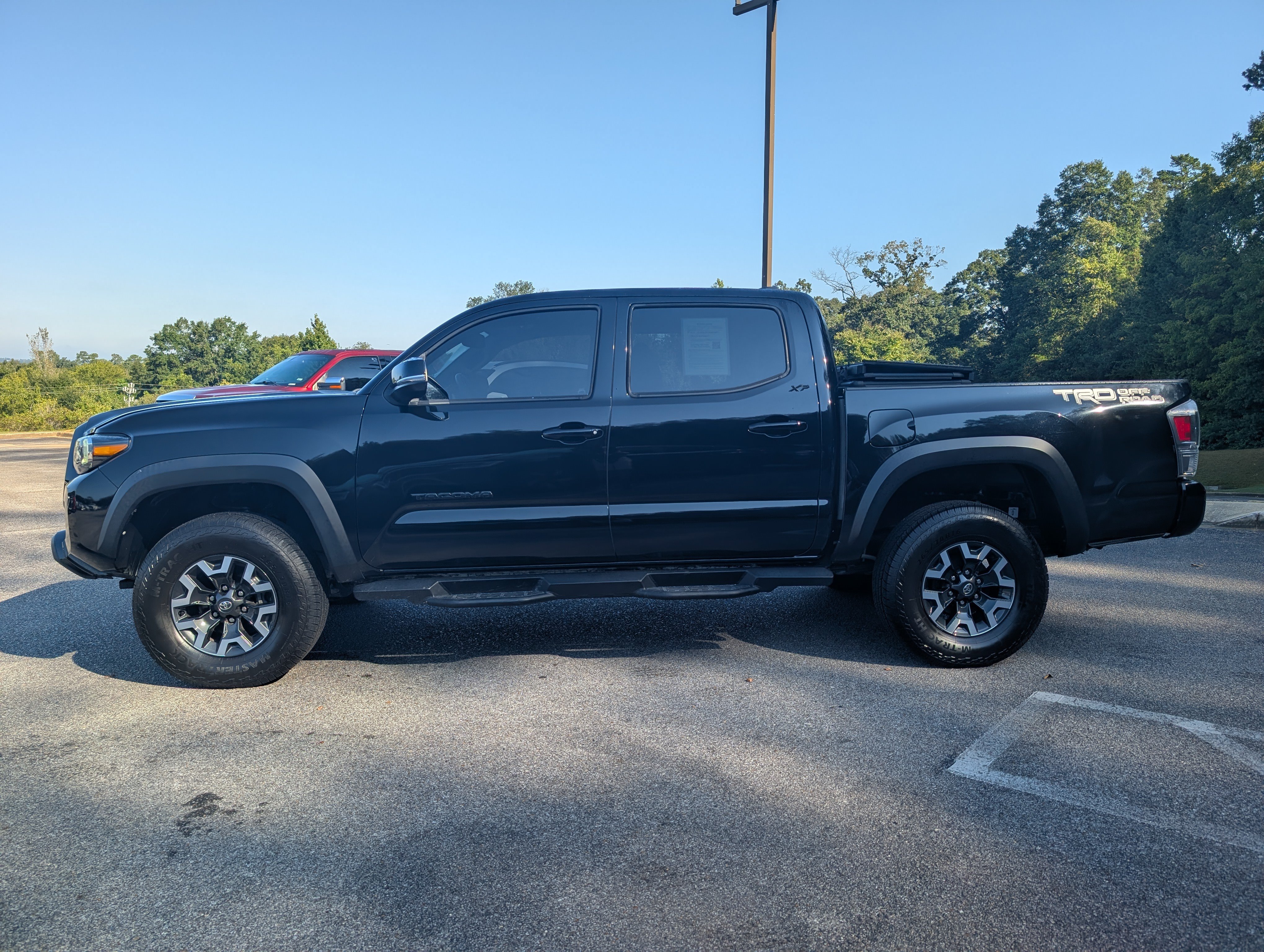 Used 2022 Toyota Tacoma TRD Off-Road w/ TRD Premium Off Road Package RWD image 6