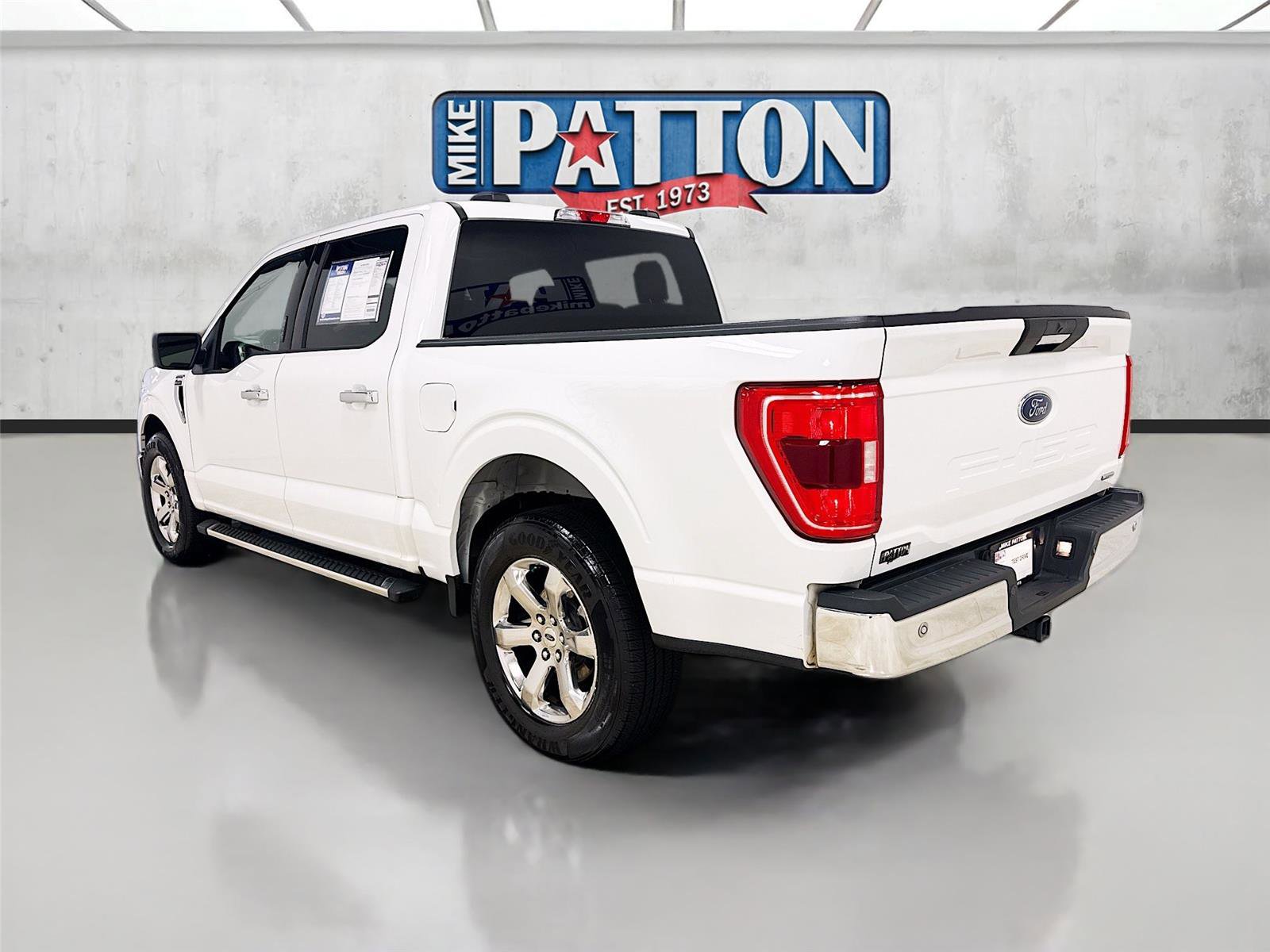 Used 2022 Ford F150 XLT w/ Equipment Group 301A Mid image 5