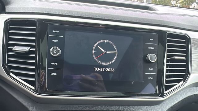 Used 2023 Volkswagen Atlas Cross Sport SE image 10