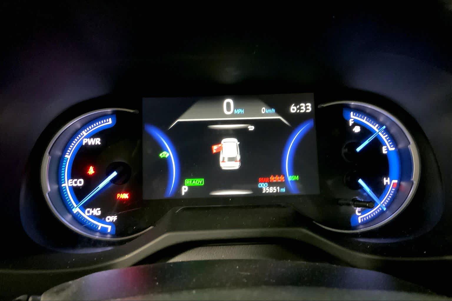 Used 2025 Toyota RAV4 XLE AWD/4WD image 26