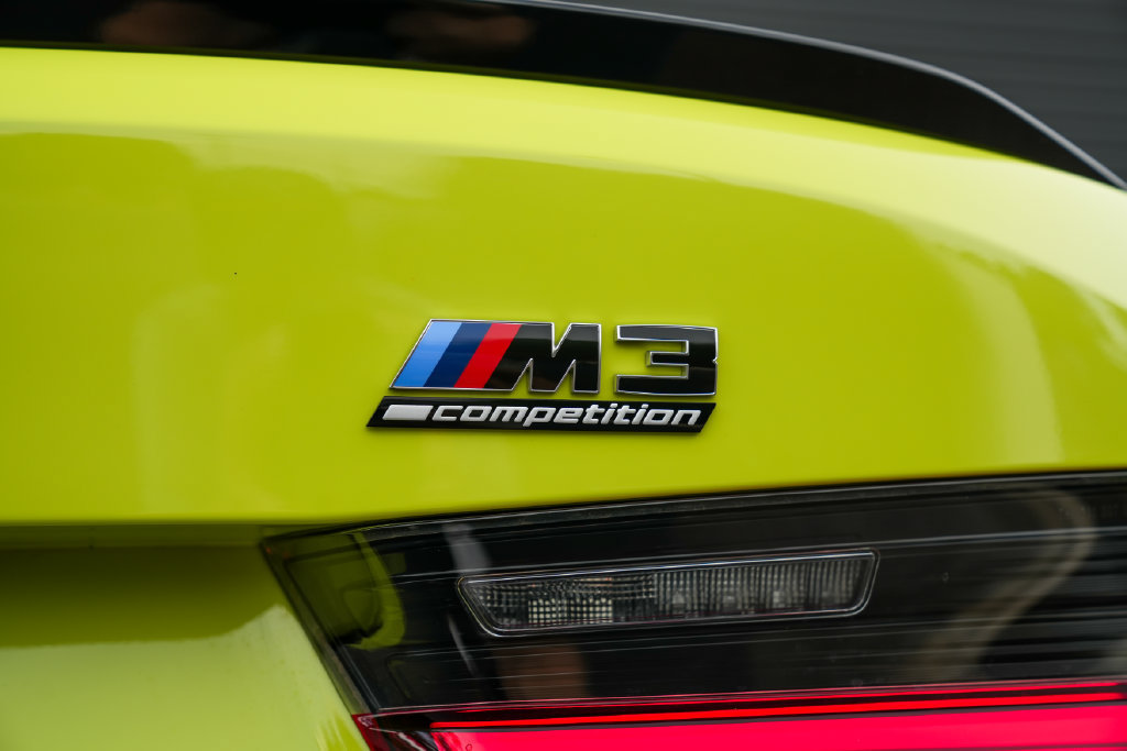 Used 2025 BMW M3 Competition w/ Executive Package RWD image 19
