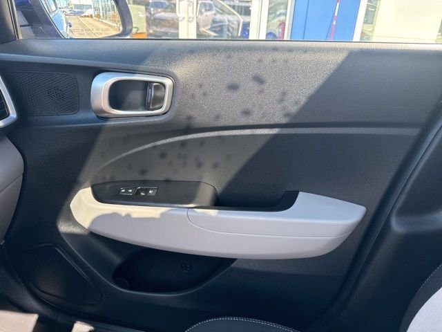 Used 2026 Hyundai Venue SEL image 39