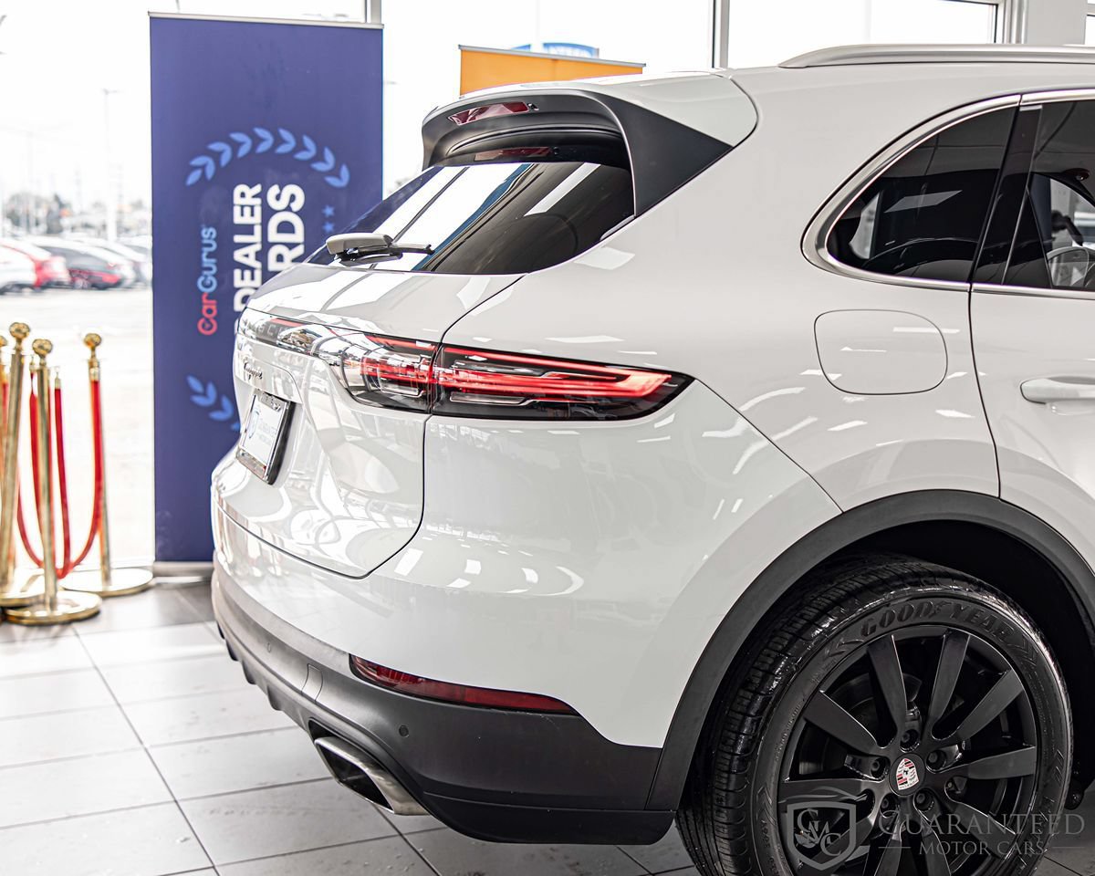 Used 2019 Porsche Cayenne AWD/4WD image 12