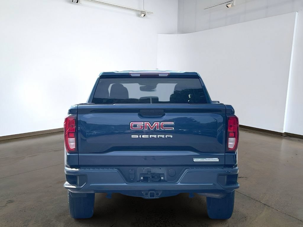 Used 2020 GMC Sierra 1500 Elevation w/ Elevation Value Package AWD/4WD image 5
