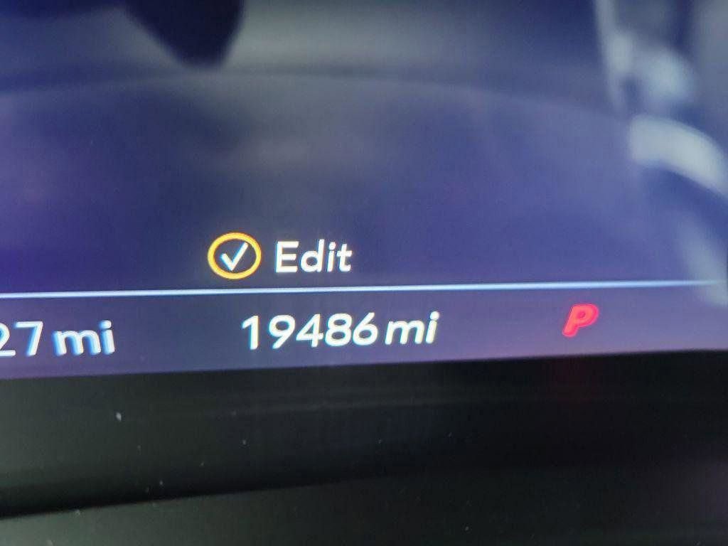 Used 2023 Buick Envision Essence image 14