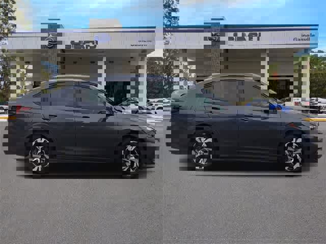 Certified 2023 Subaru Legacy Premium image 4