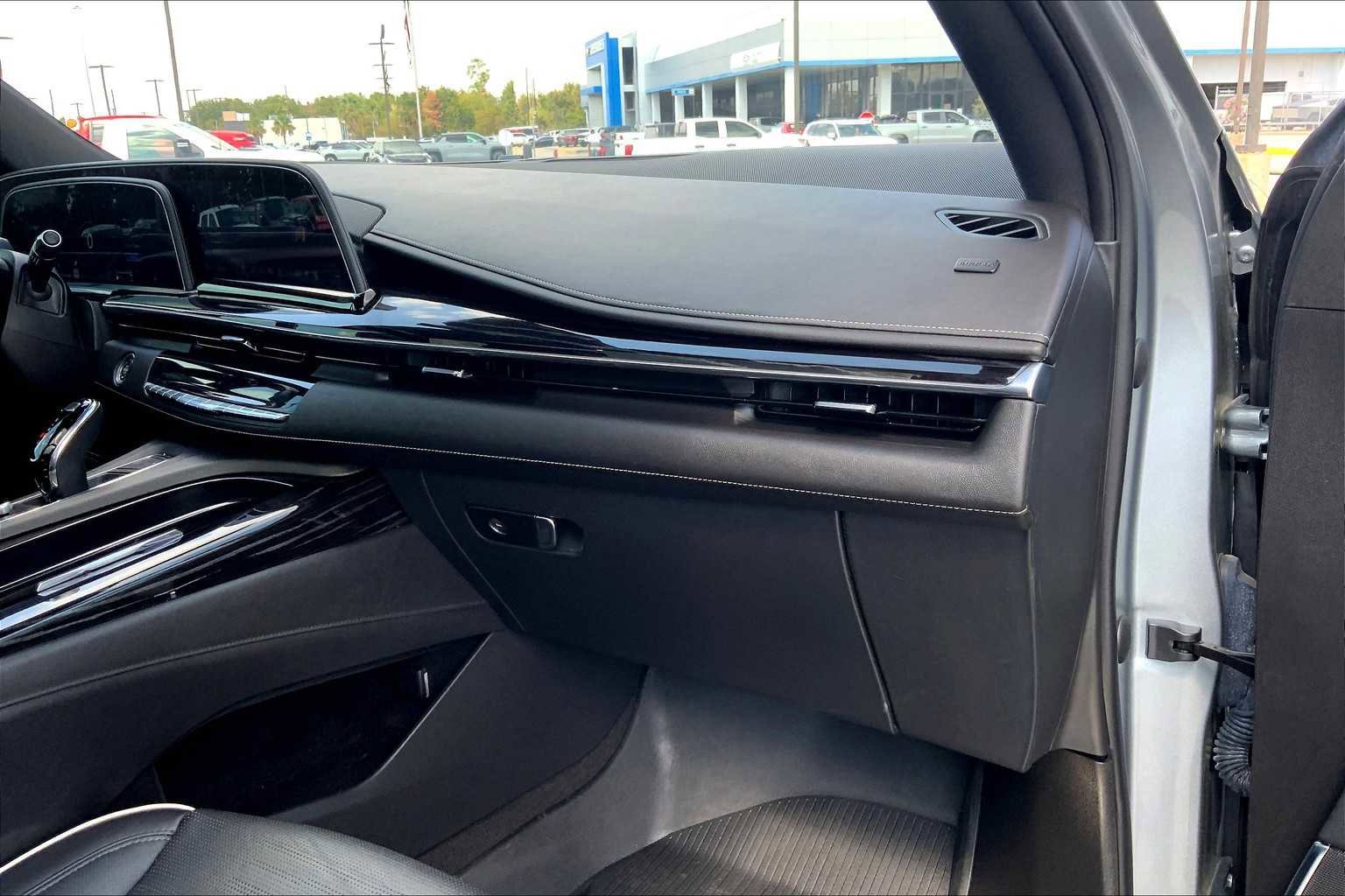 Used 2023 Cadillac Escalade Sport image 18