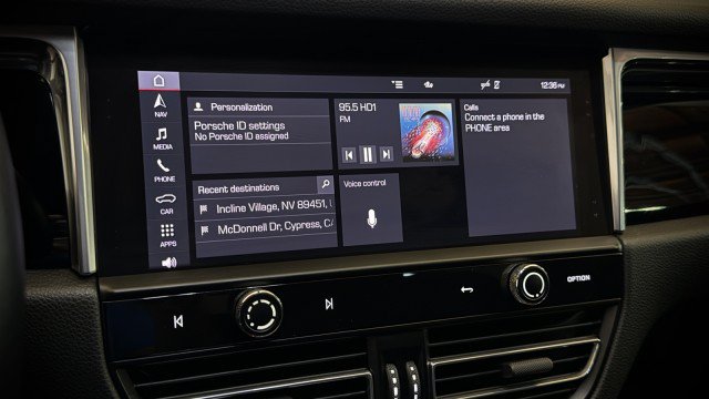 Used 2023 Porsche Macan S AWD/4WD image 10