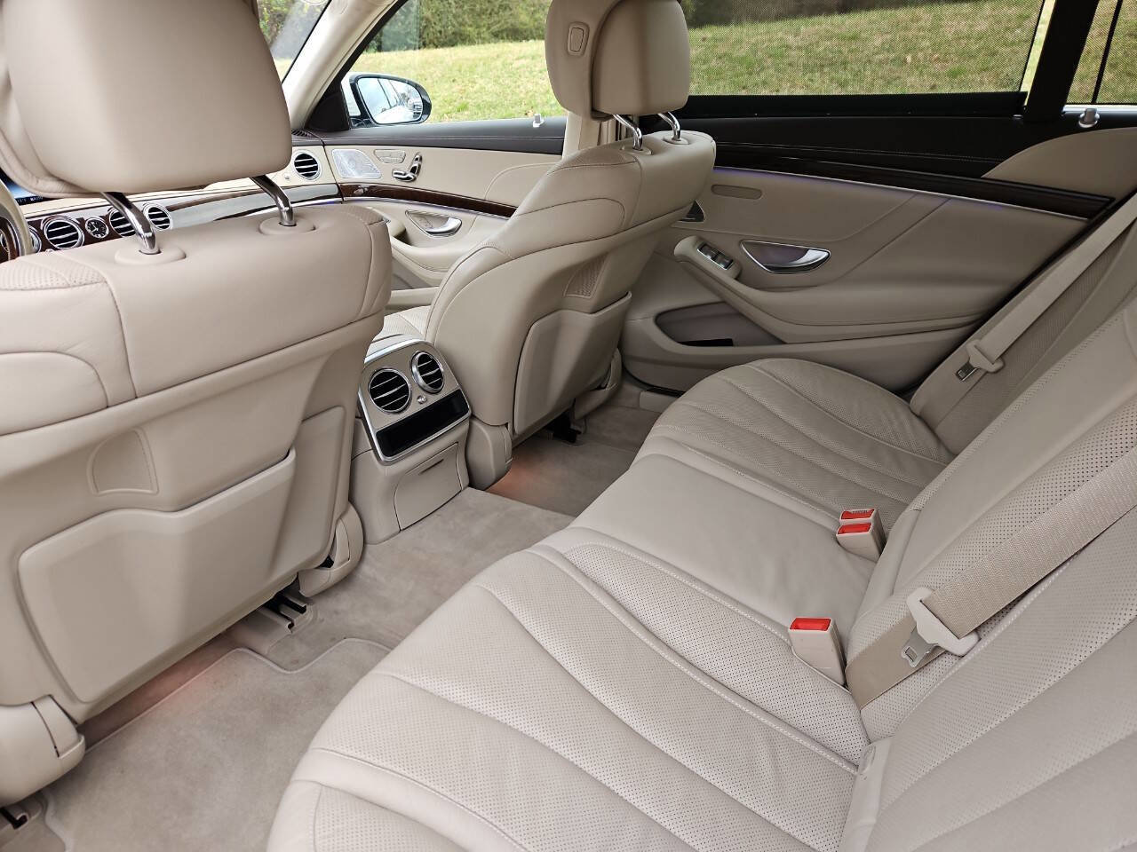 Used 2016 Mercedes-Benz S 550 Sedan image 15