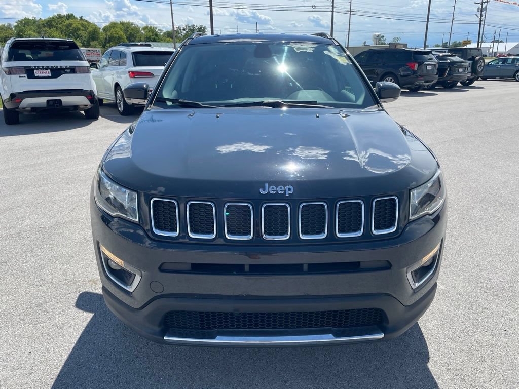 Used 2018 Jeep Compass Limited AWD/4WD image 2
