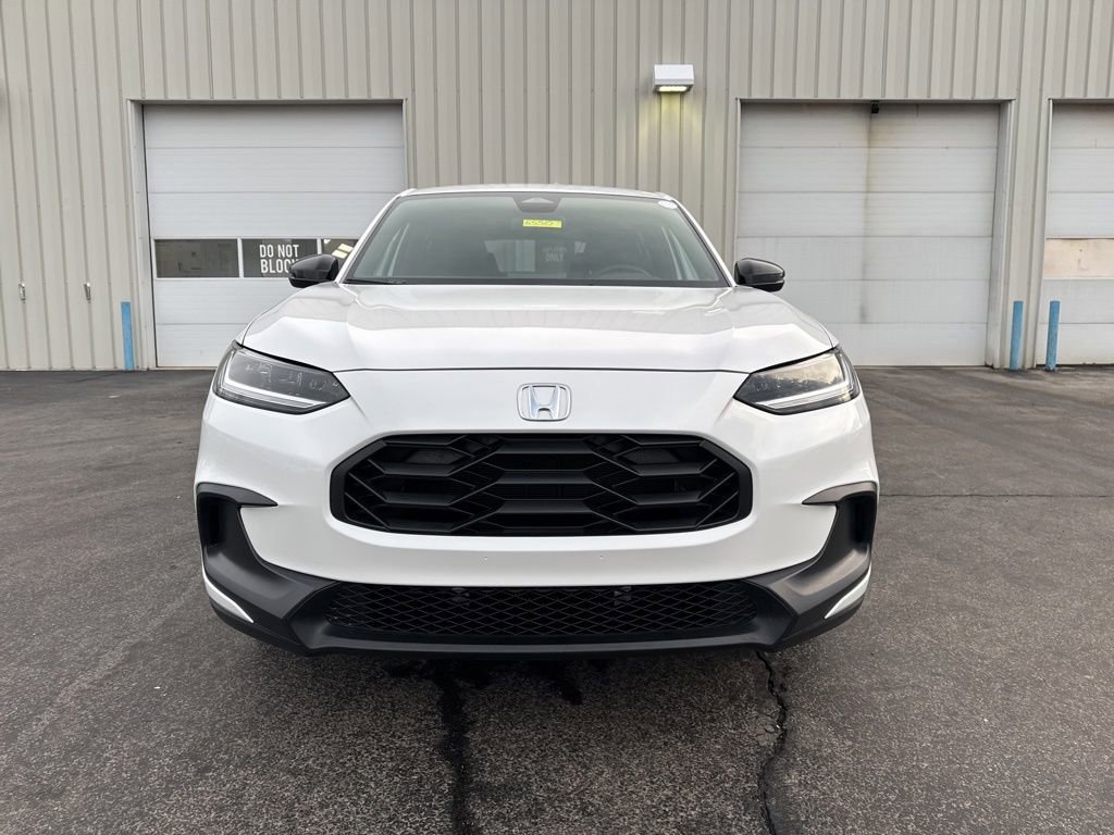 Certified 2025 Honda HR-V Sport image 2