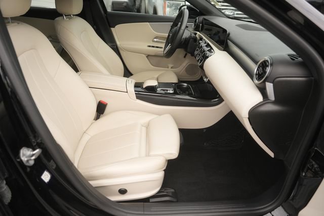 Used 2019 Mercedes-Benz A 220 image 18