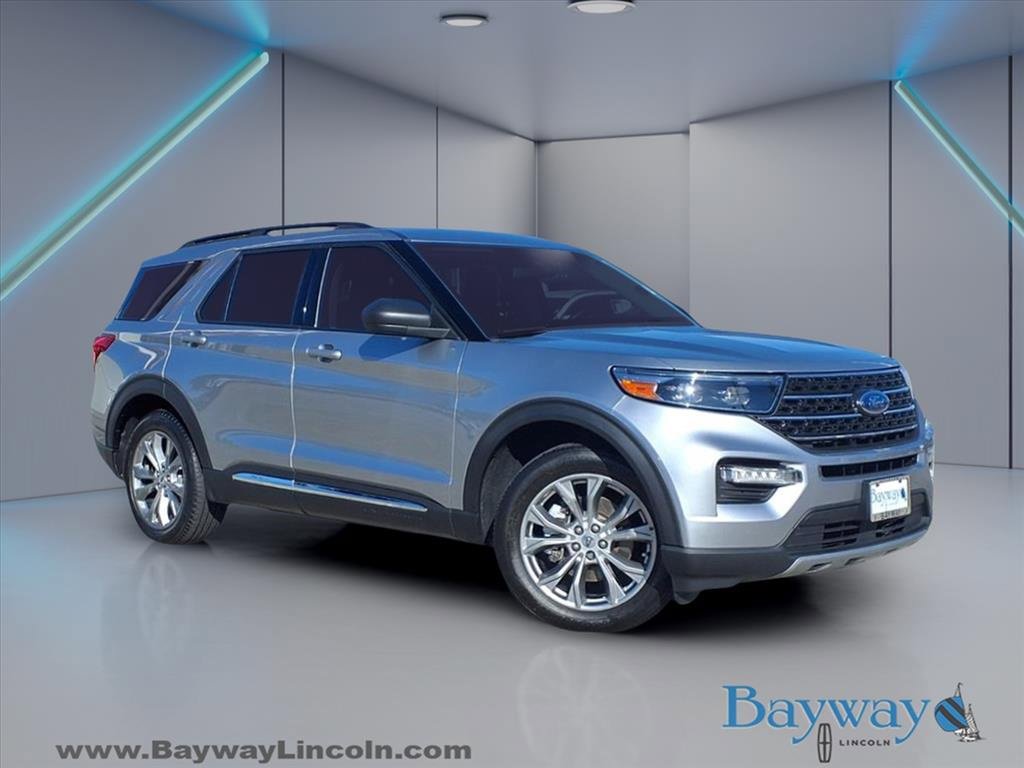 Used 2022 Ford Explorer XLT w/ Equipment Group 202A
