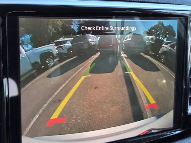 Used 2024 Chrysler Pacifica Limited image 32