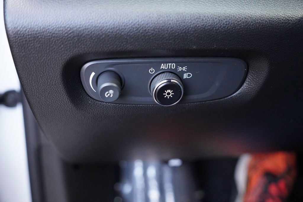 Certified 2023 Chevrolet Traverse High Country image 28