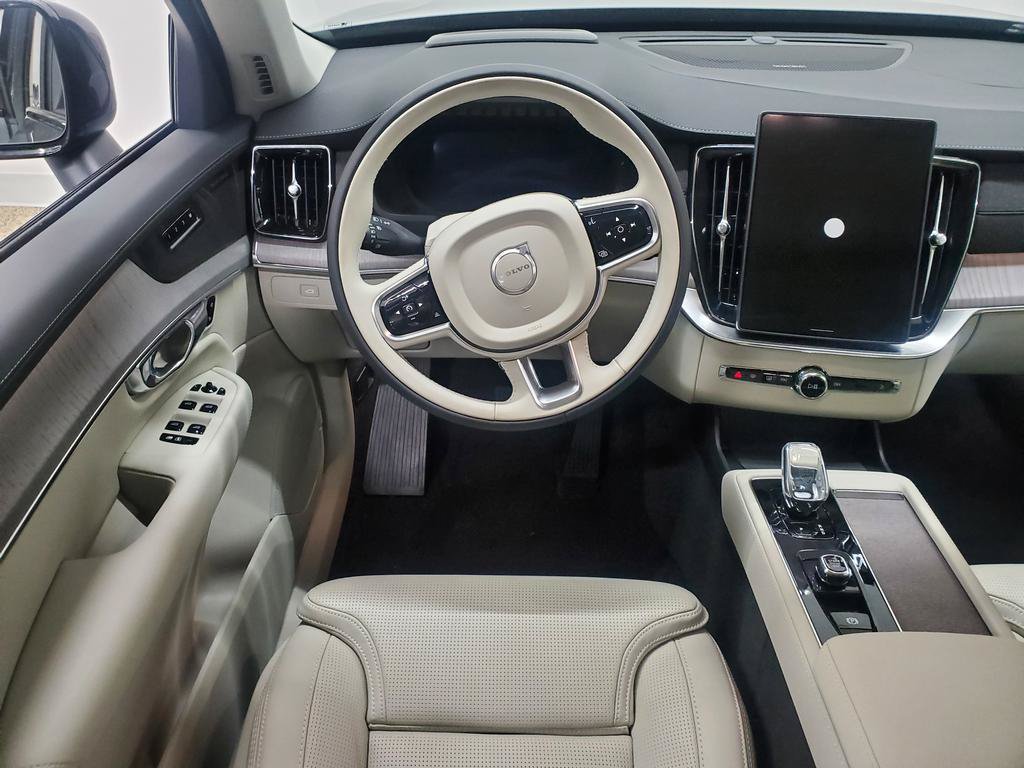 New 2027 Volvo XC90 B6 Ultra AWD/4WD image 10