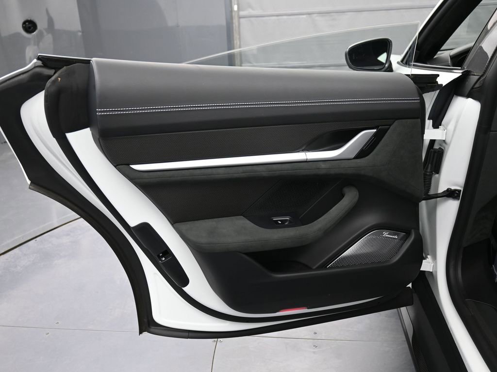 Certified 2025 Porsche Taycan Turbo GT image 24