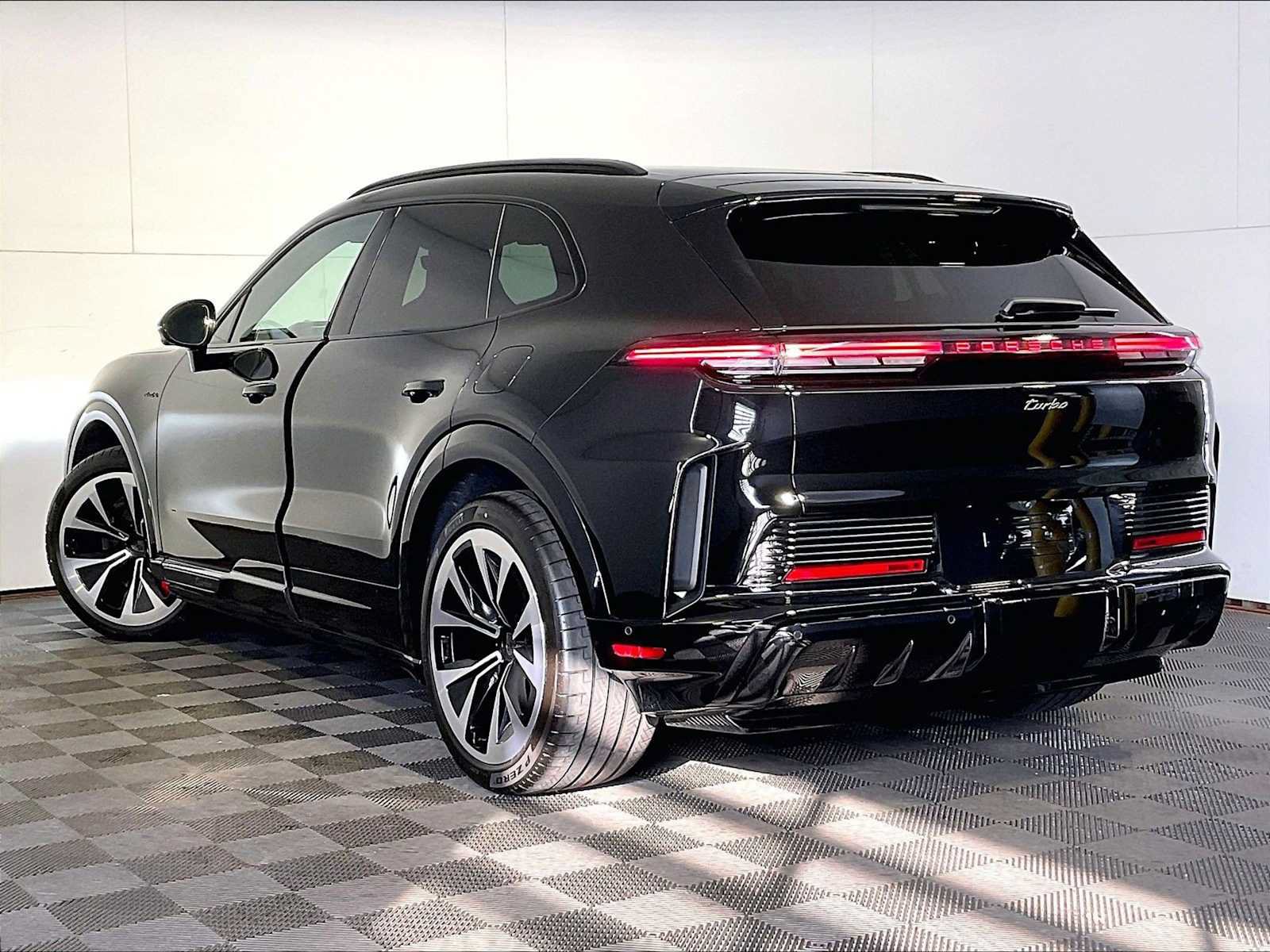 New 2026 Porsche Cayenne Turbo Electric AWD/4WD image 3