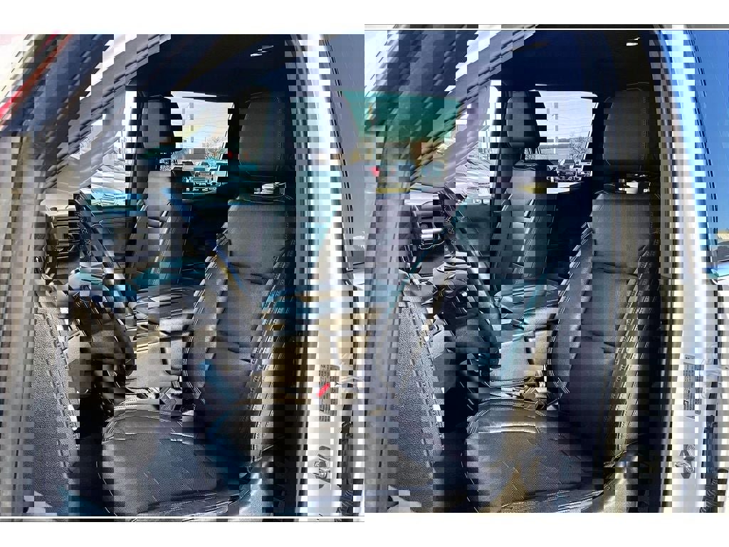 Used 2019 GMC Sierra 1500 SLT image 28