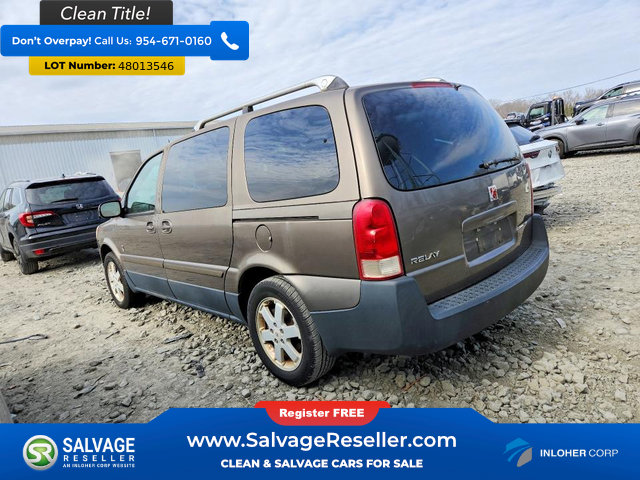 Used 2005 Saturn Relay Level 3 image 3