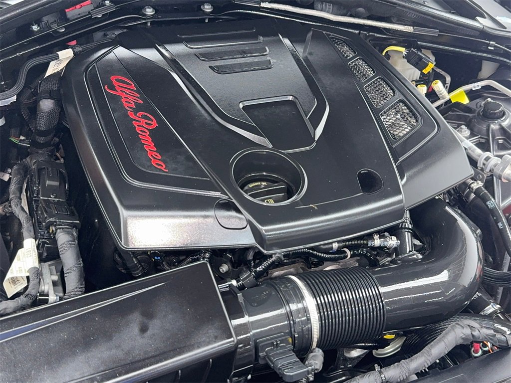 Used 2022 Alfa Romeo Giulia Veloce image 60