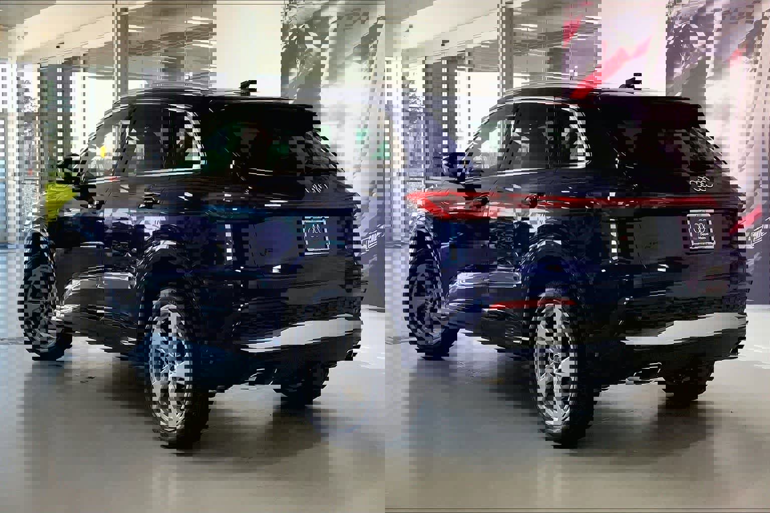 New 2025 Audi Q5 Premium Plus image 4