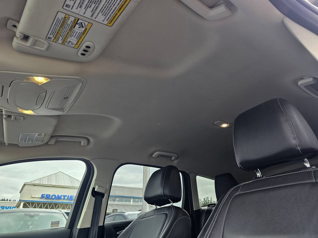 Used 2017 Ford Escape Titanium FWD image 23