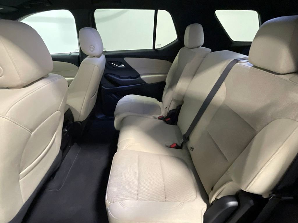 Used 2023 Chevrolet Traverse LS w/ Midnight/Sport Edition image 18