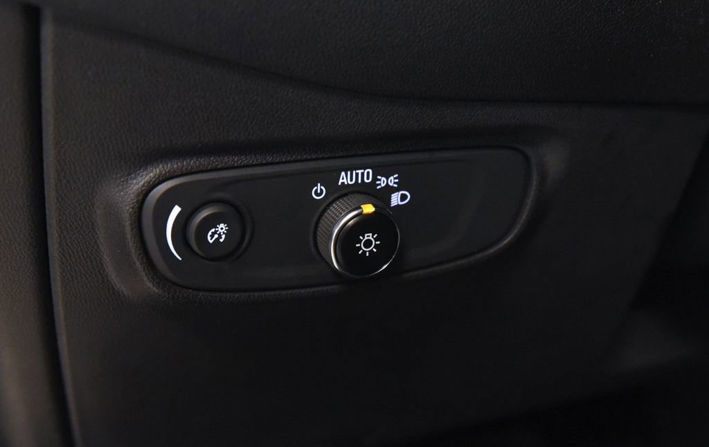Used 2024 Chevrolet Equinox RS w/ RS Leather Package FWD image 20