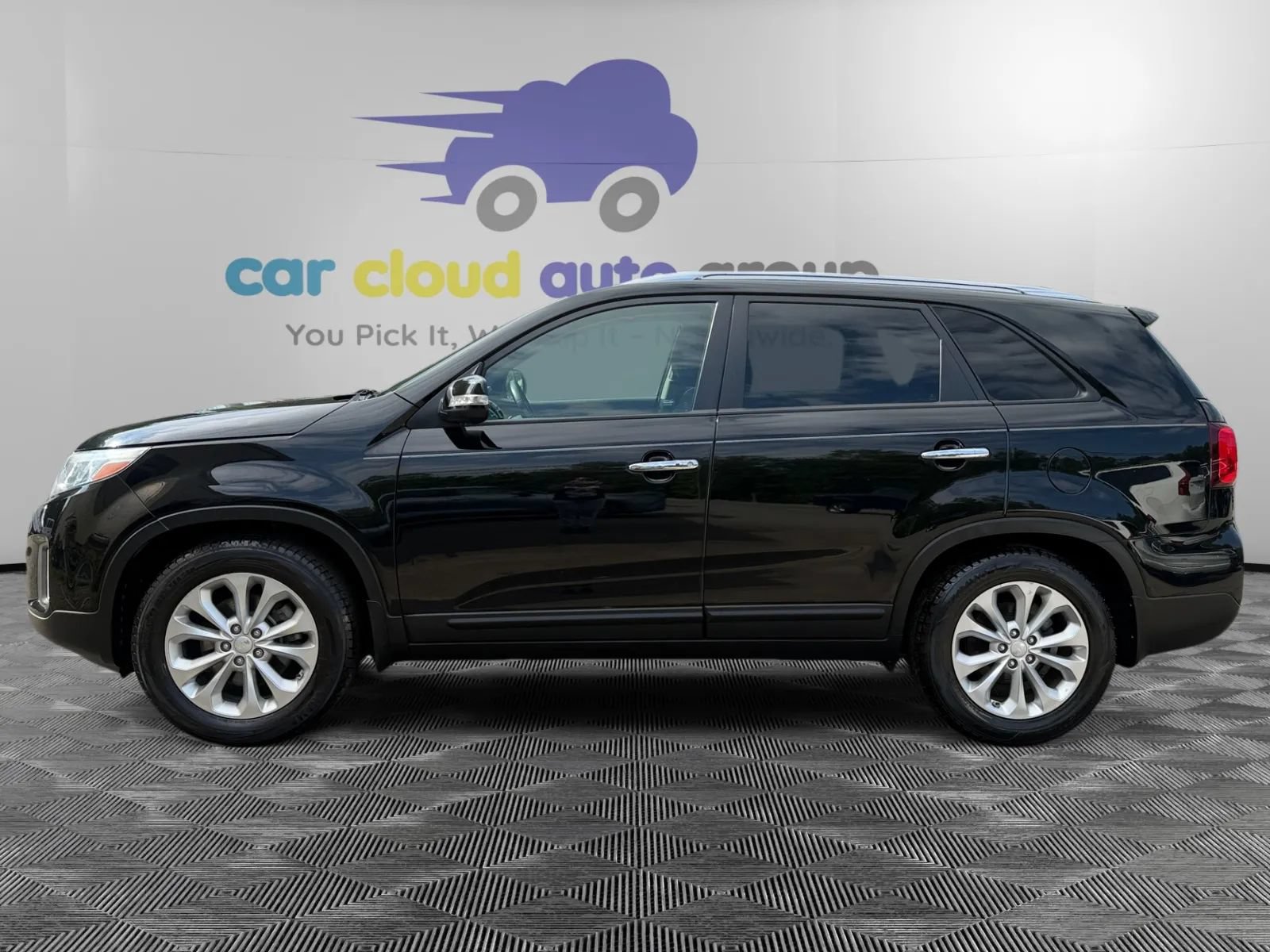 Used 2015 Kia Sorento EX w/ EX V6 Touring Package FWD image 2
