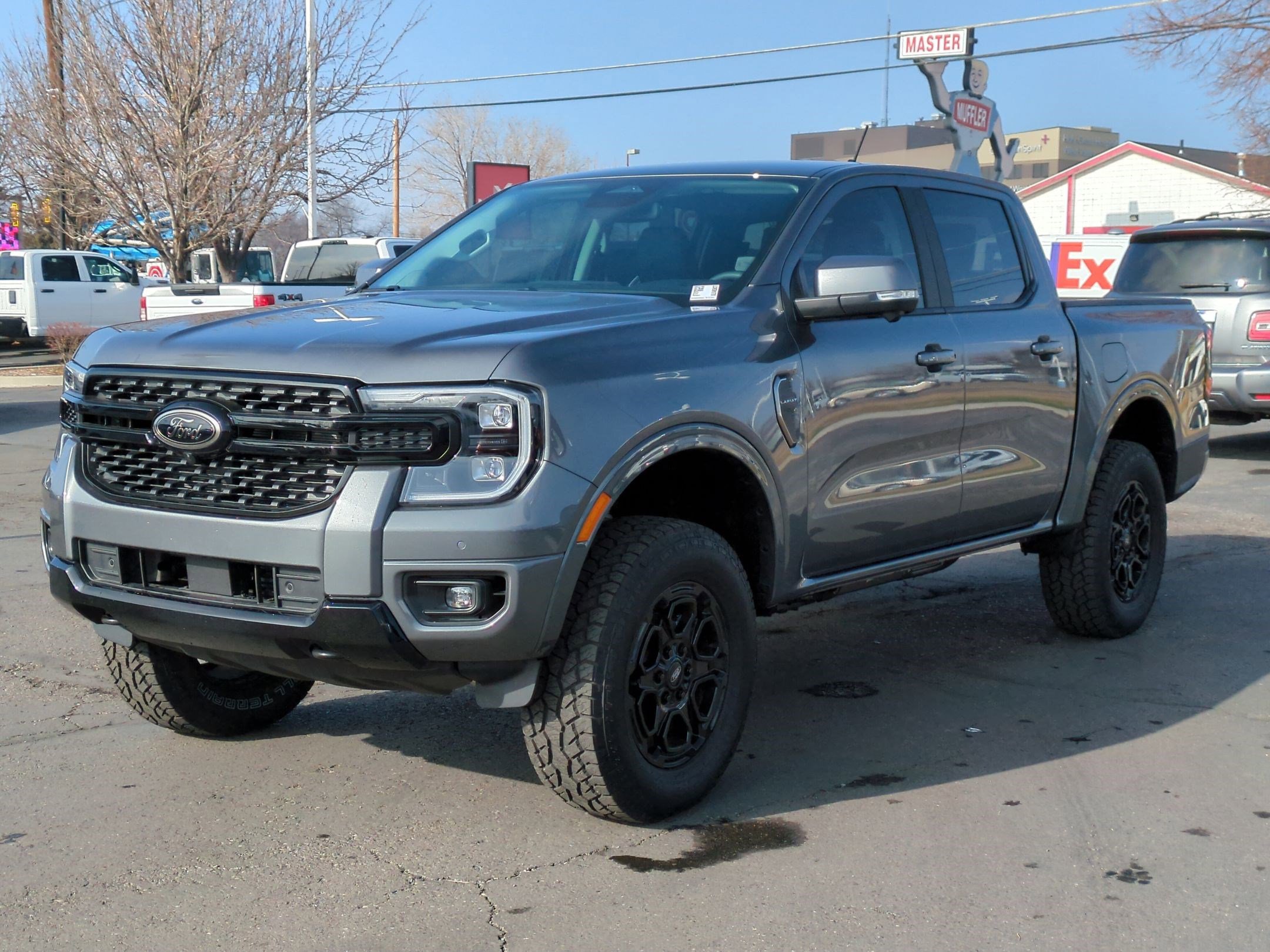 Used 2025 Ford Ranger Lariat w/ FX4 Off-Road Package image 11