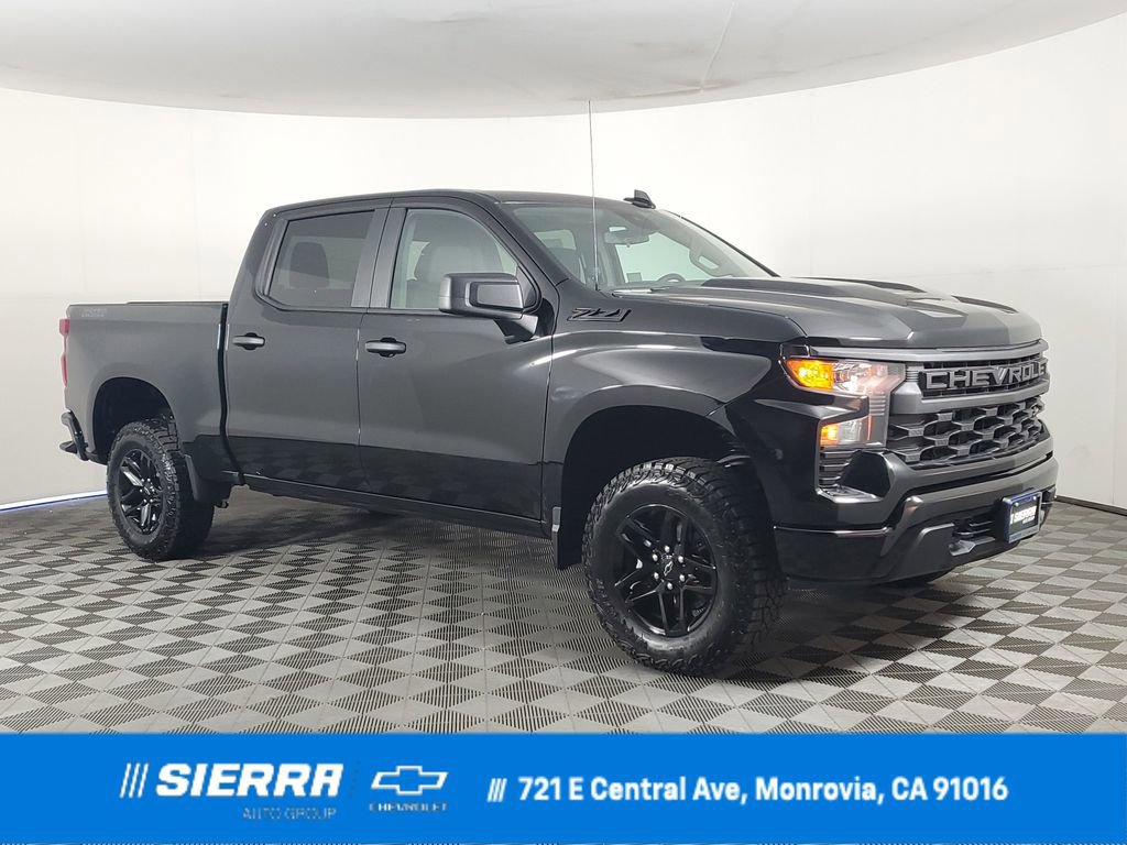 New 2026 Chevrolet Silverado 1500 Custom Trail Boss w/ Midnight Edition