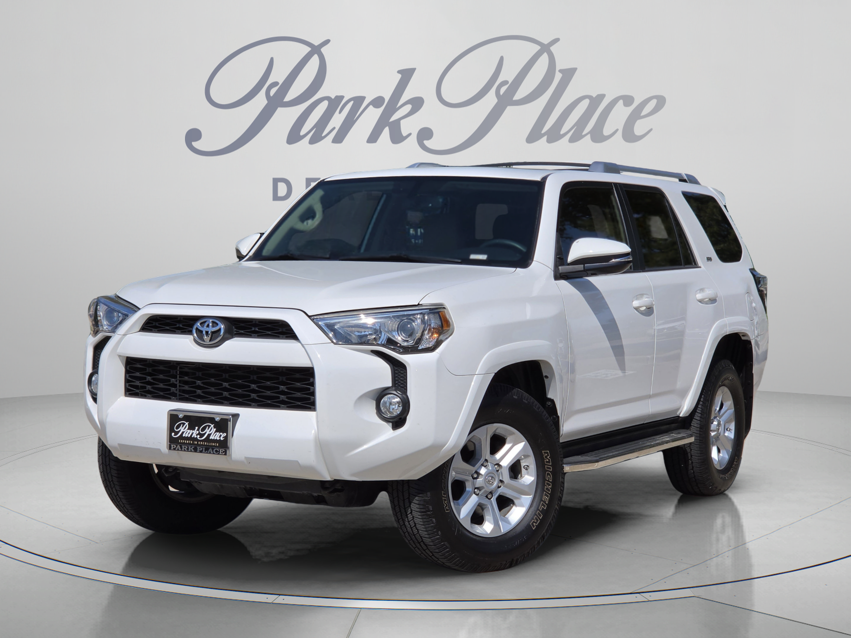 Used 2017 Toyota 4Runner SR5 Premium AWD/4WD image 1
