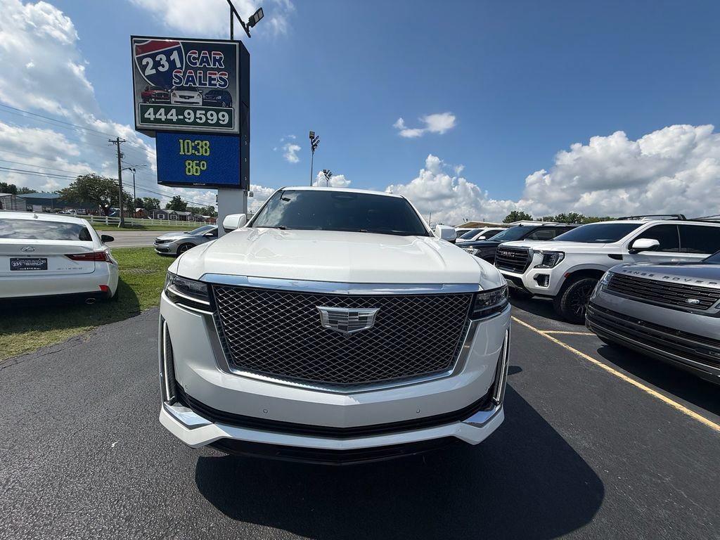 Used 2023 Cadillac Escalade Premium Luxury w/ LPO, Radiant Package AWD/4WD image 9