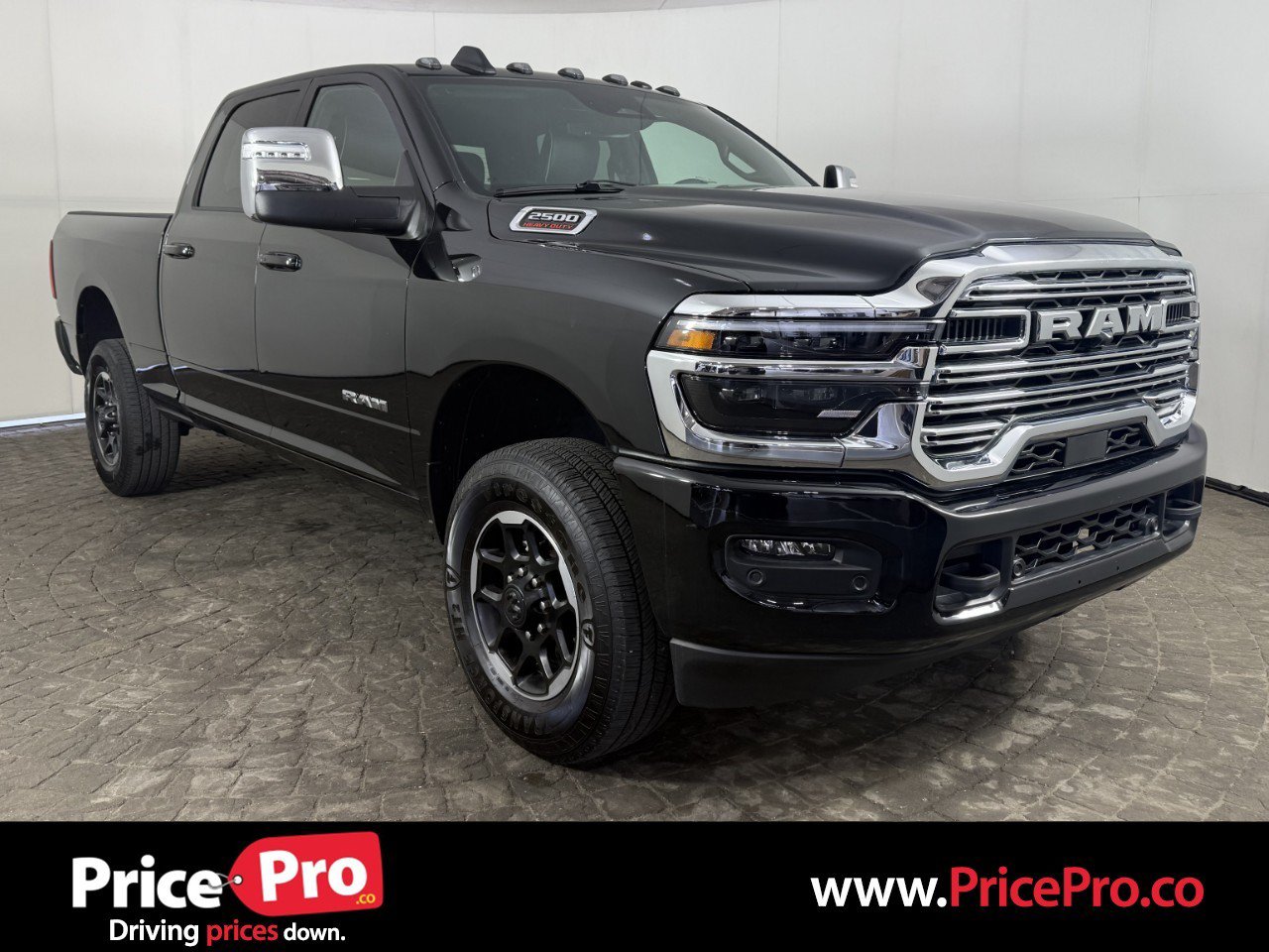 Used 2026 RAM 2500 Laramie AWD/4WD image 1