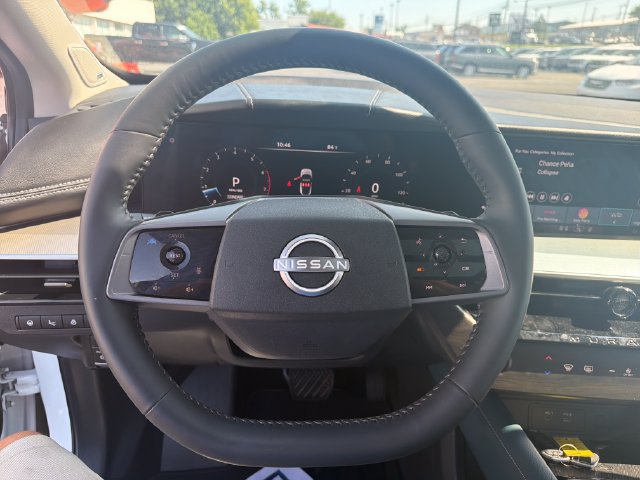 Certified 2025 Nissan Murano Platinum w/ Cargo Package AWD/4WD image 17