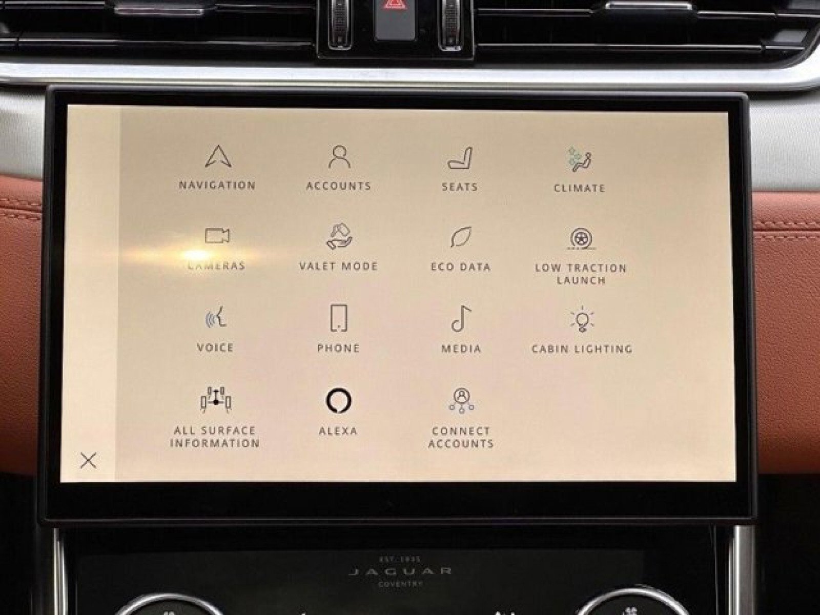 New 2024 Jaguar XF R-Dynamic SE image 25