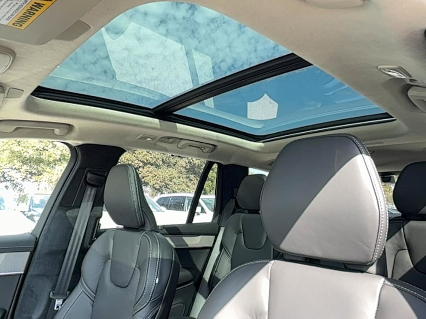 New 2026 Volvo XC90 B6 Ultra w/ Lounge Package AWD/4WD image 12