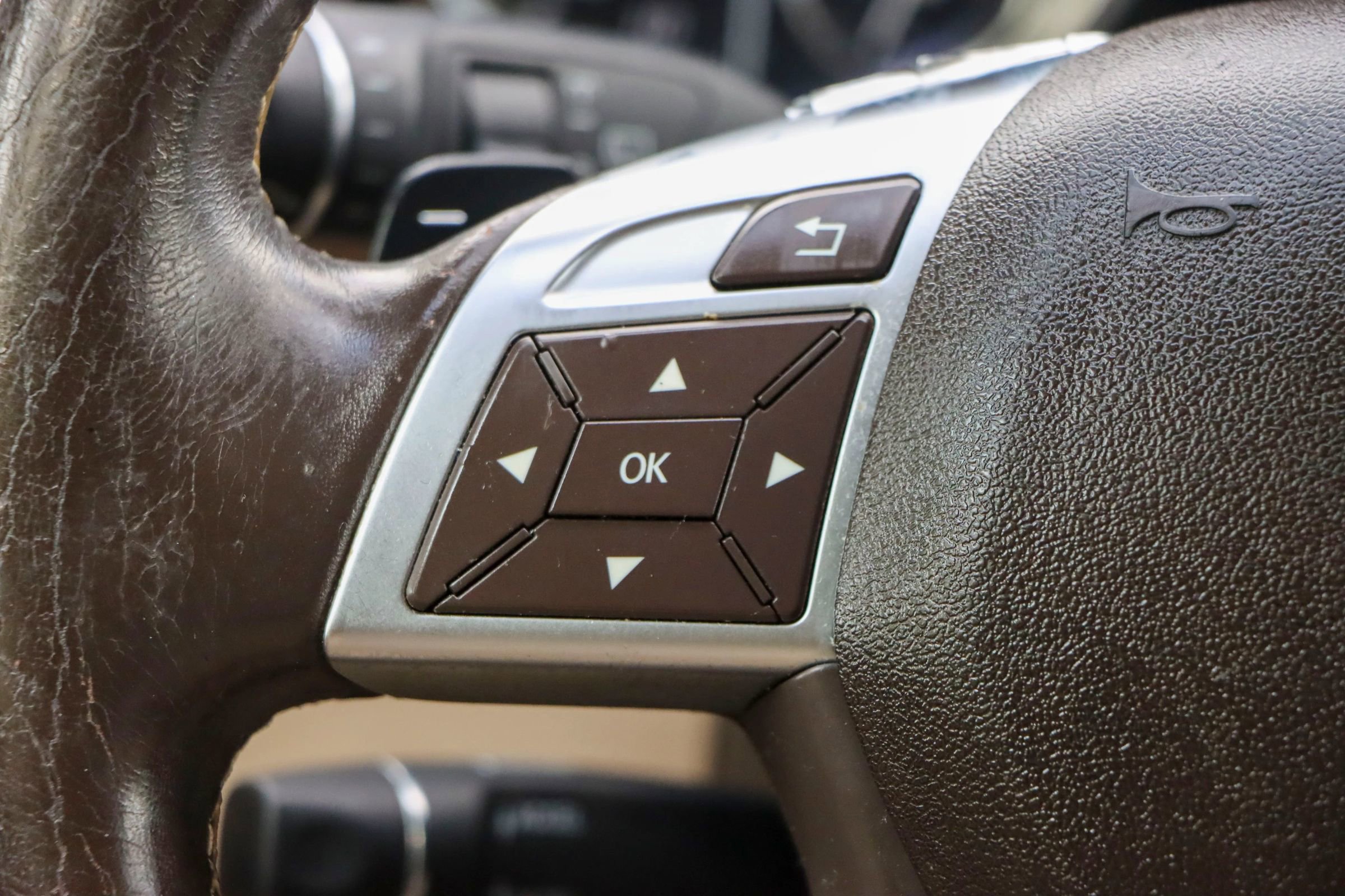 Used 2015 Mercedes-Benz ML 350 2WD w/ Premium 1 Package image 29