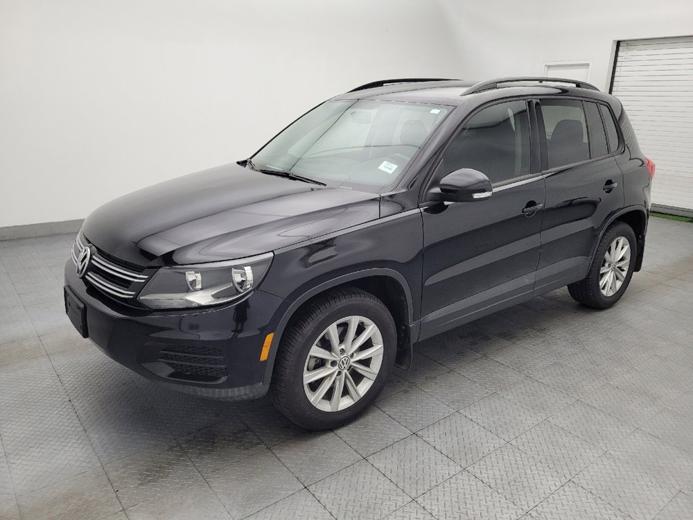 Used 2017 Volkswagen Tiguan S FWD image 2