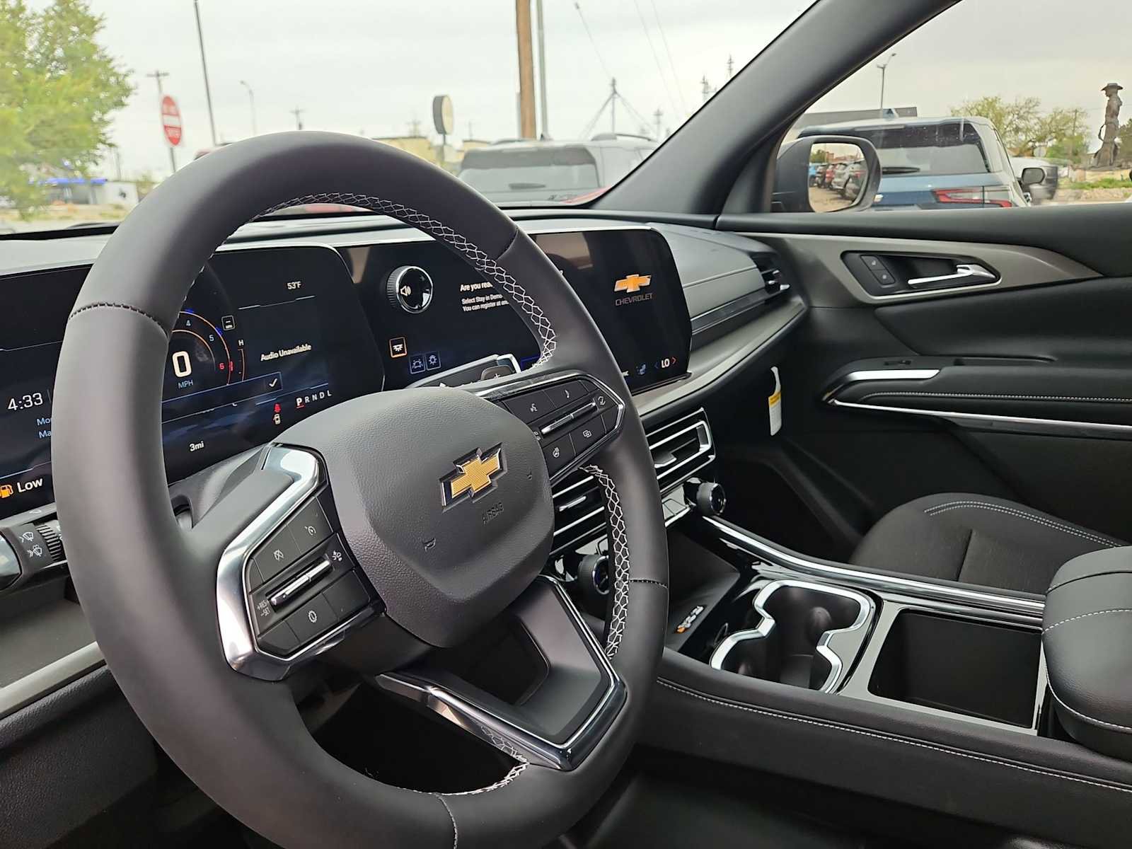 New 2026 Chevrolet Traverse LT w/ Driver Confidence Package image 10