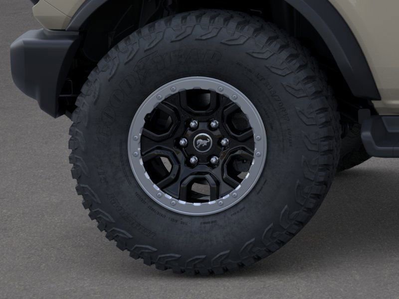 Used 2025 Ford Bronco Outer Banks w/ Sasquatch Package image 18