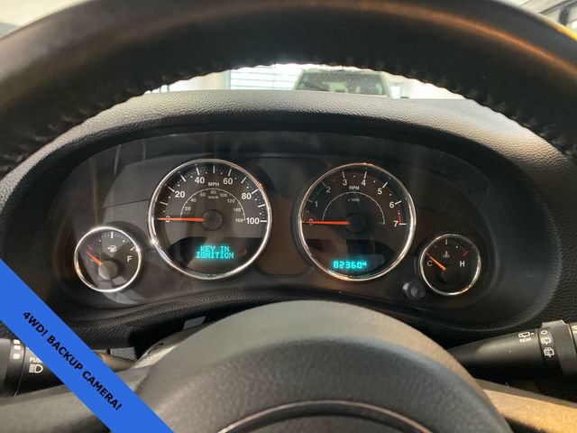 Used 2017 Jeep Wrangler Unlimited Rubicon w/ Connectivity Group AWD/4WD image 15