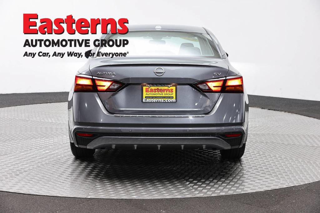 Used 2023 Nissan Altima 2.5 SV FWD image 6