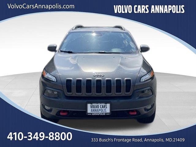 Used 2016 Jeep Cherokee Trailhawk w/ Comfort/Convenience Group AWD/4WD image 2