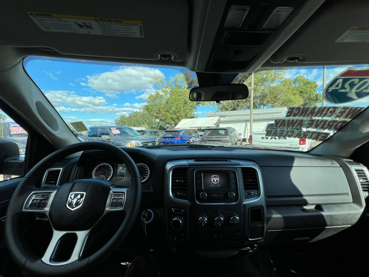 Used 2024 RAM 1500 Classic SLT AWD/4WD image 15
