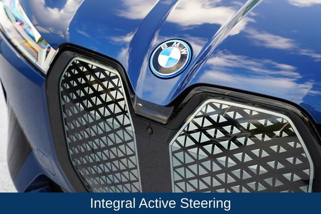 Used 2023 BMW iX xDrive50 w/ Premium Package AWD/4WD image 22