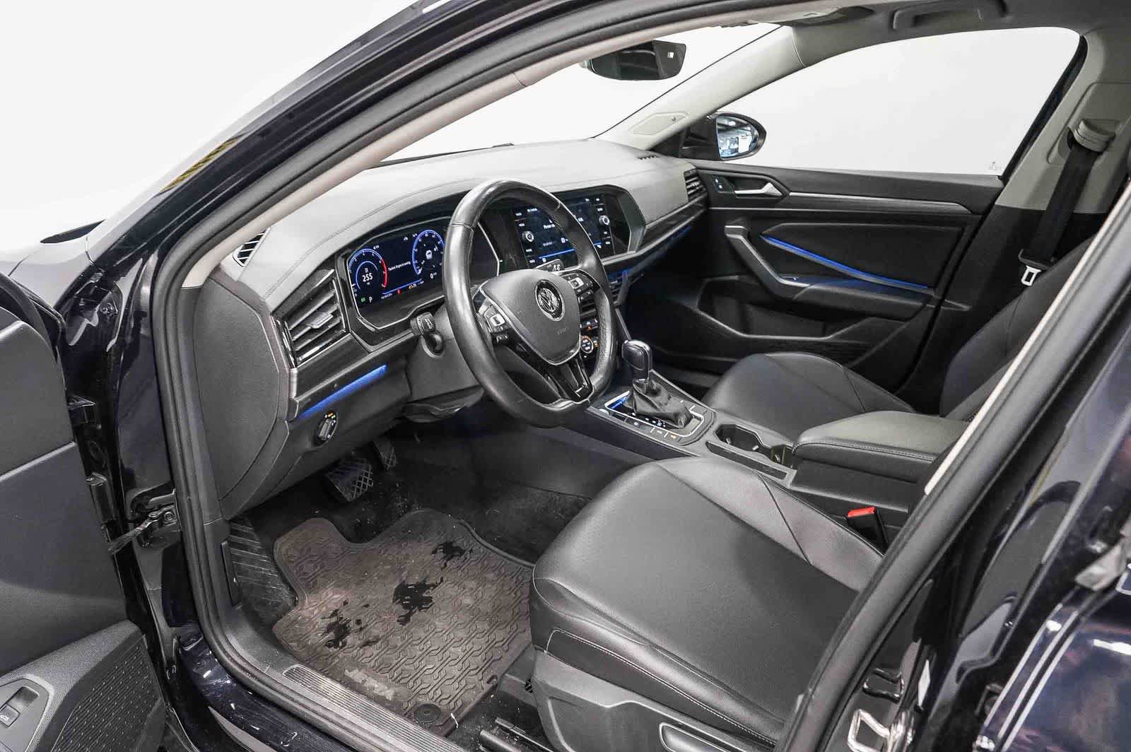 Used 2019 Volkswagen Jetta SEL FWD image 18