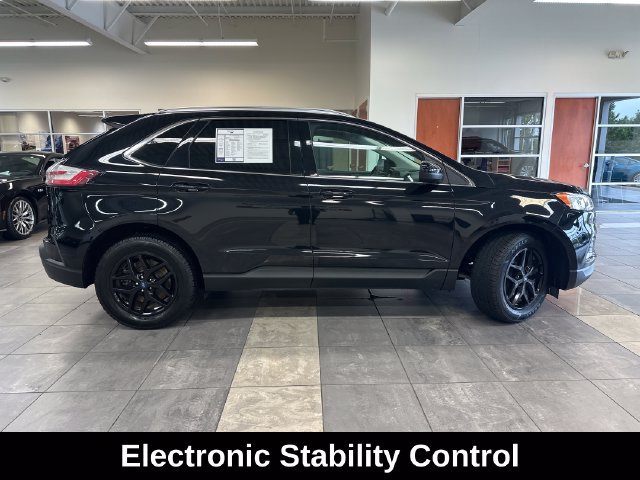 Used 2021 Ford Edge SEL w/ Convenience Package AWD/4WD image 11