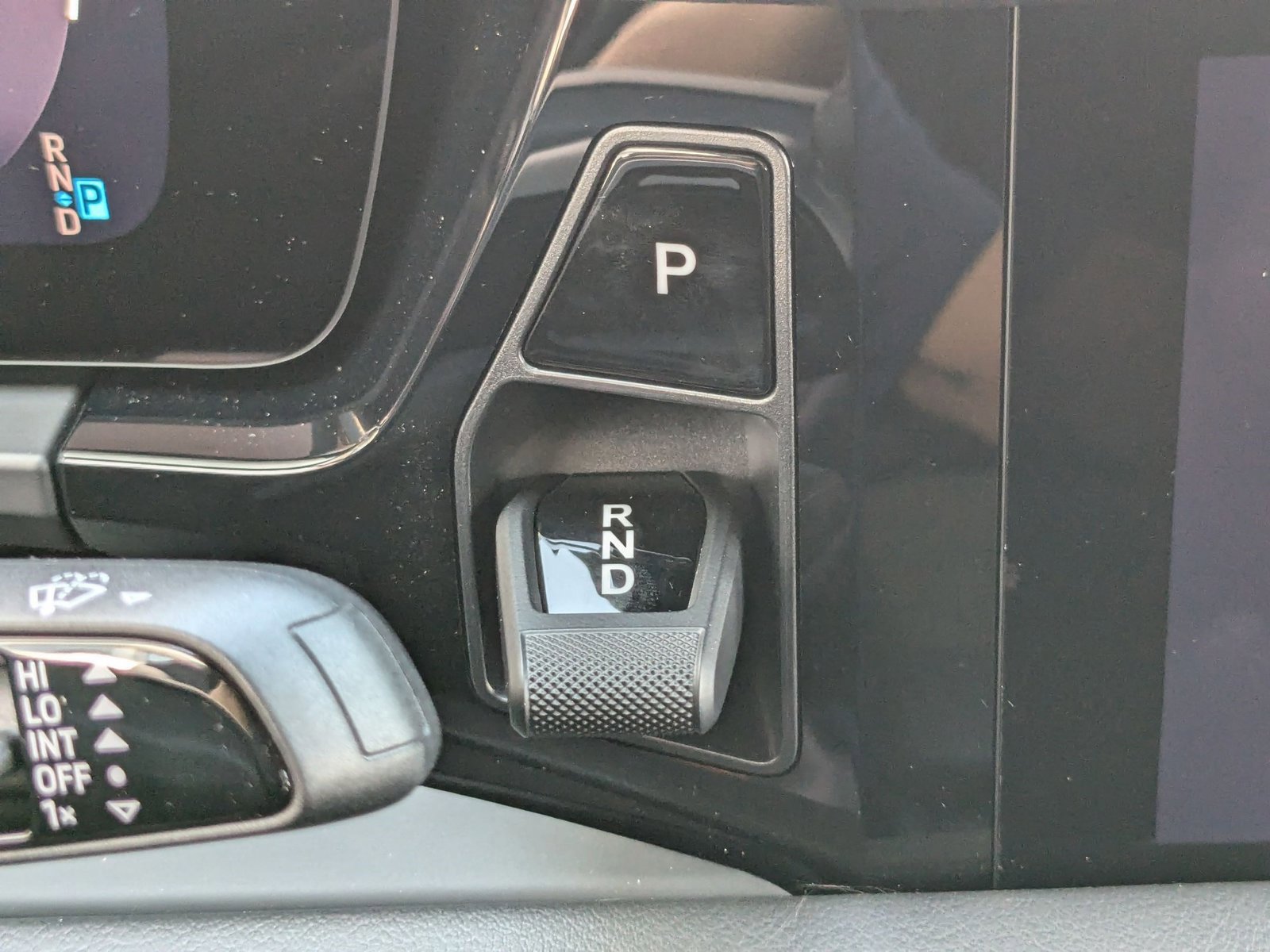 New 2025 Porsche Macan 4S Electric image 19